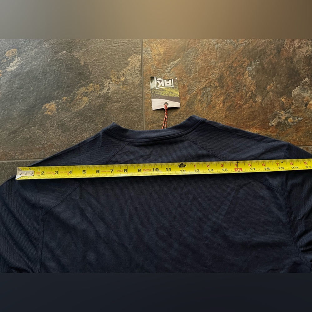 Men’s new Alaskan Hardgear Tun dry long sleeve graphic performance shirt. Medium - Picture 14 of 14